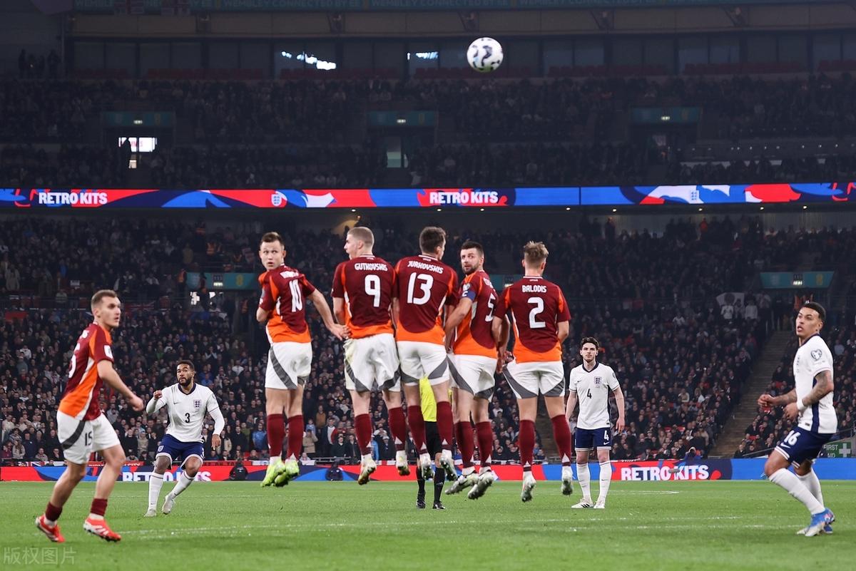 爱游戏平台 -詹姆斯关键节点败北，切尔西带队取胜！的简单介绍