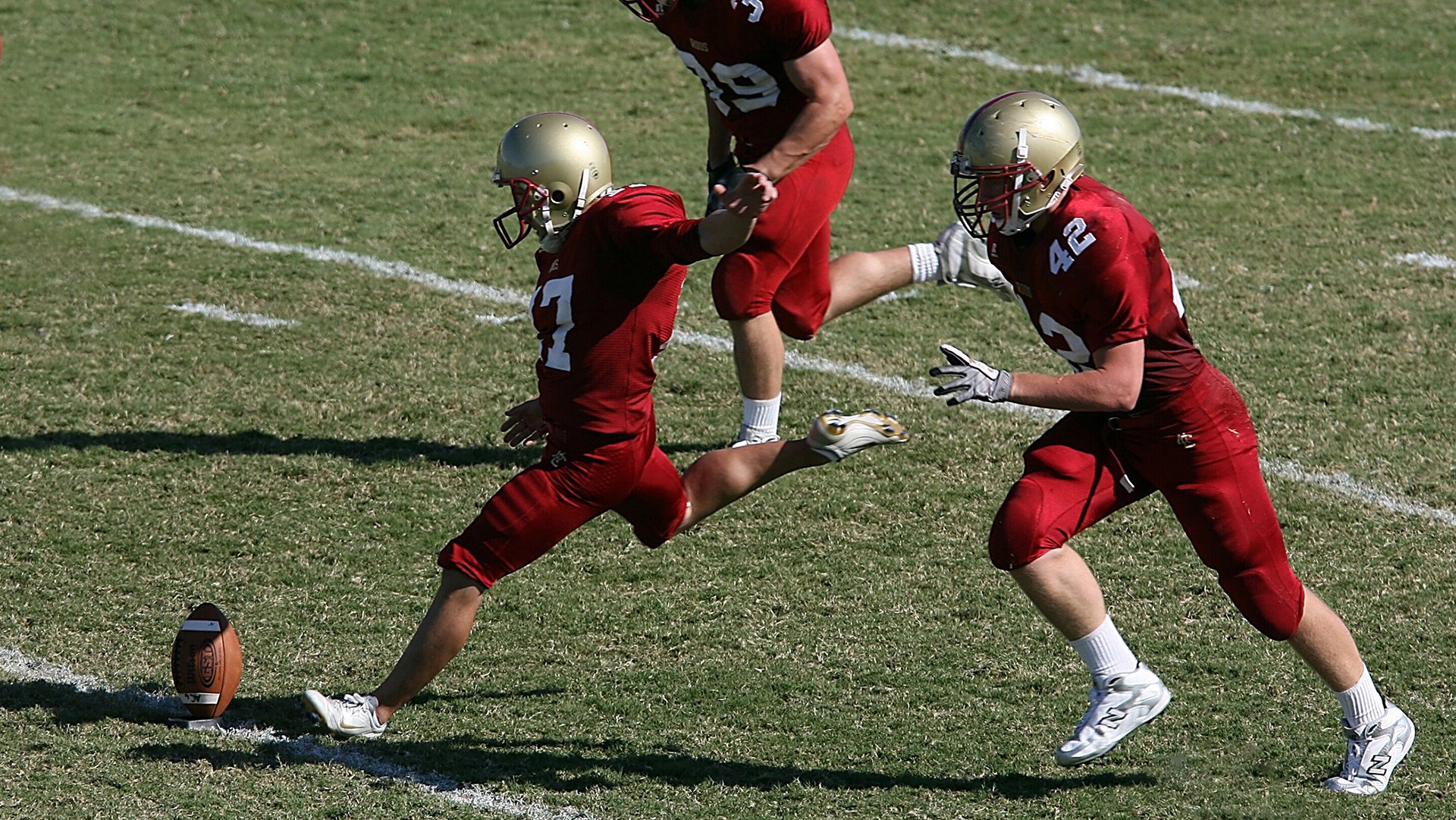 电竞赛场焦点！韩国队对阵美国队，体能极限考验，赛场硬仗一触即发